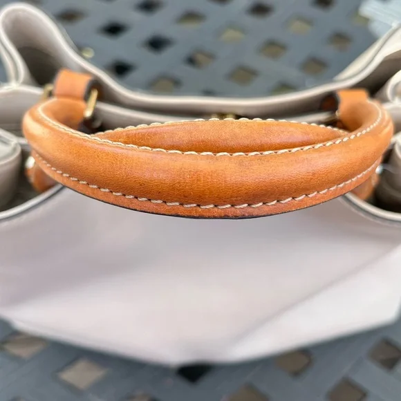 Dooney & Bourkey Bag City Barlow Slouchy Tote - Picture 5 of 16